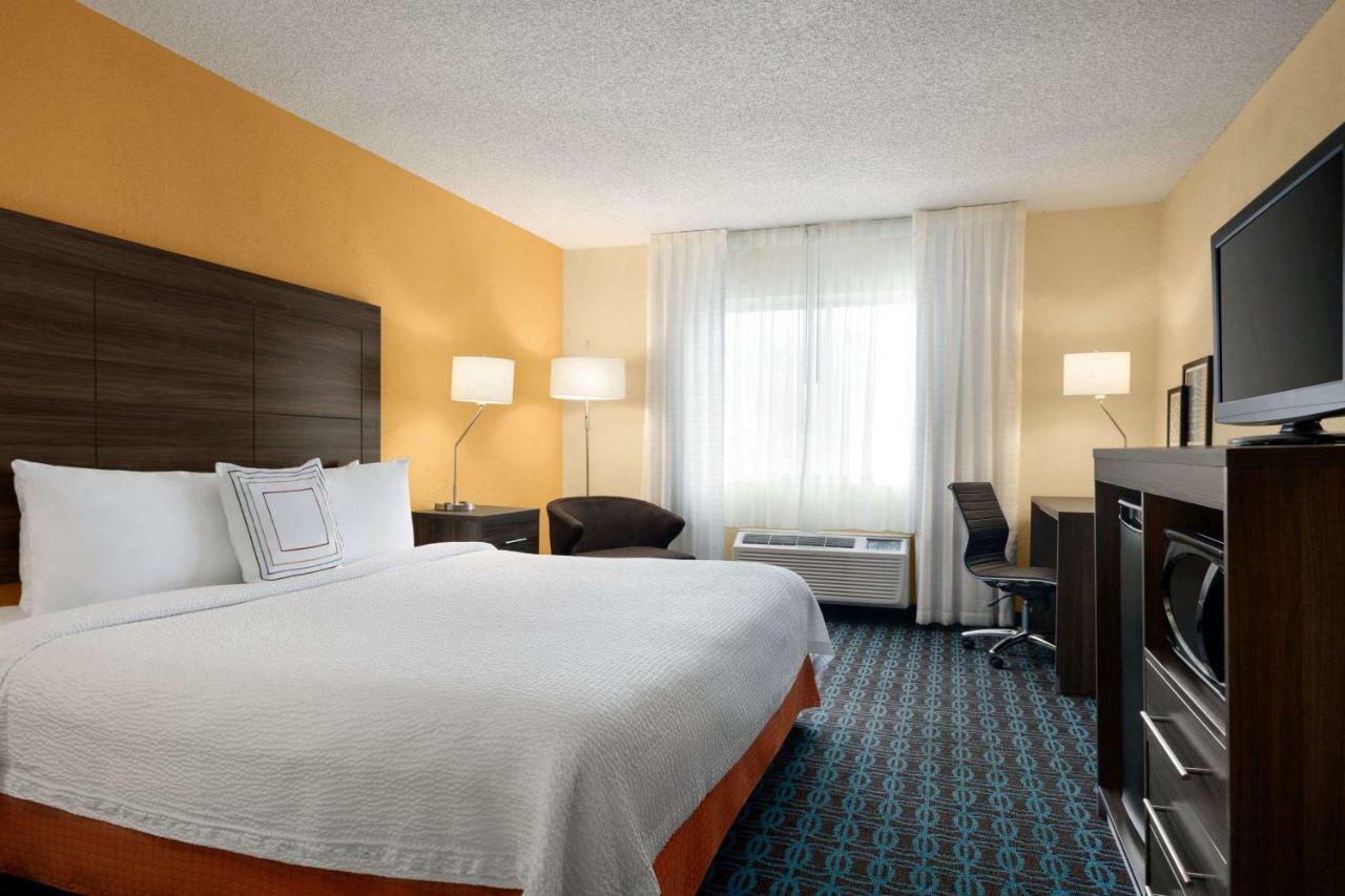 Baymont By Wyndham Tulsa Hotell Exteriör bild