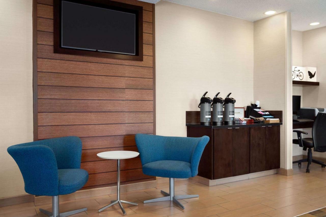 Baymont By Wyndham Tulsa Hotell Exteriör bild